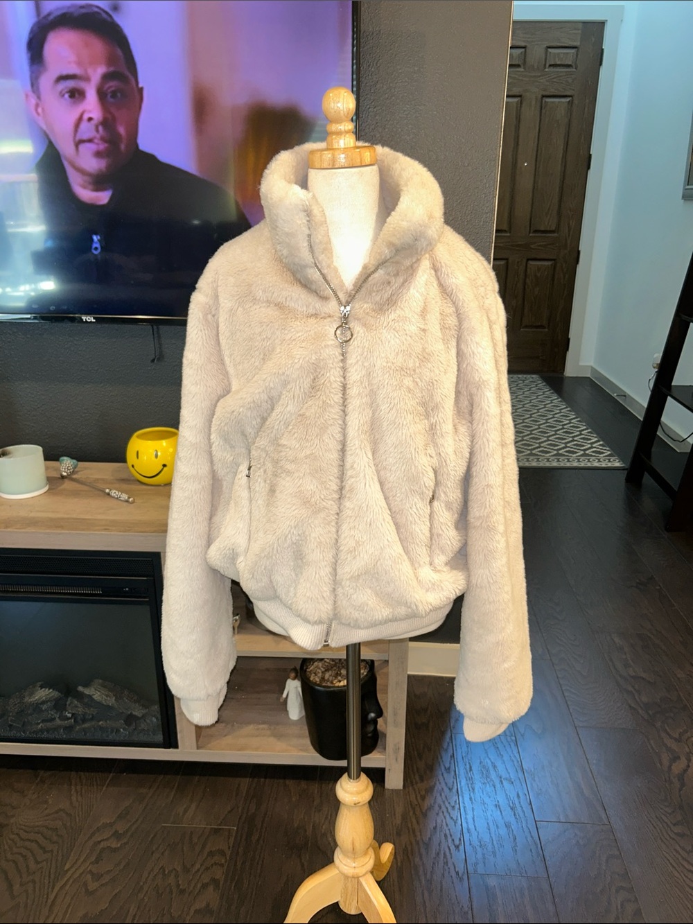 Ambiance Plush Teddy Jacket in Cream